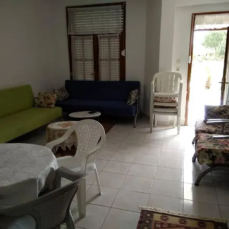 Ferienhaus Colakli-3+1 Havuzlu Esyali 6 Kisi